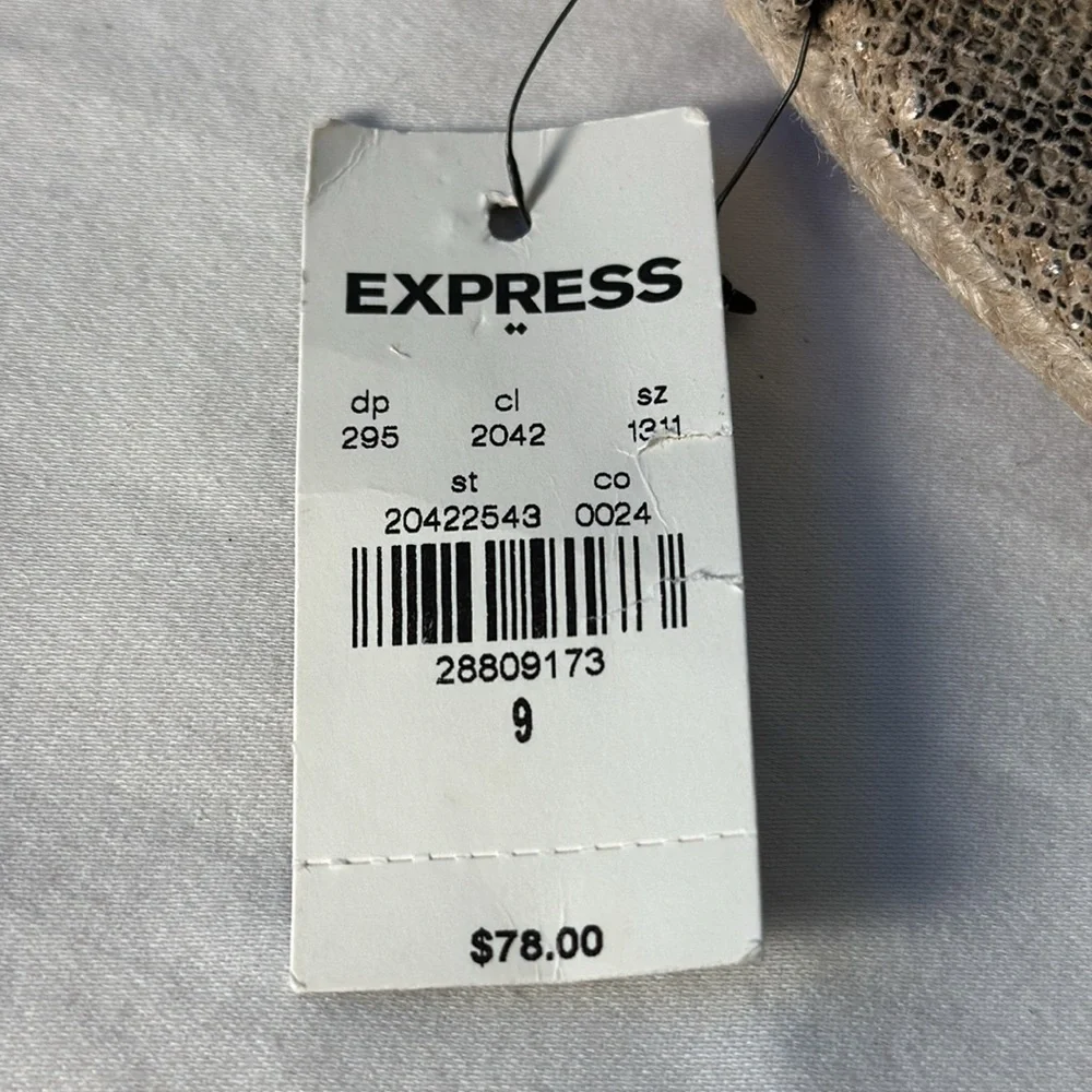 NWT Express black/tan snake print wedge sandals. Size 9. Fabric uppers.